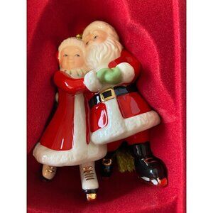 Lenox Ice Skating Santa & Mrs. Claus Ornament – 3.75 Inches Hand-Painted Porcela